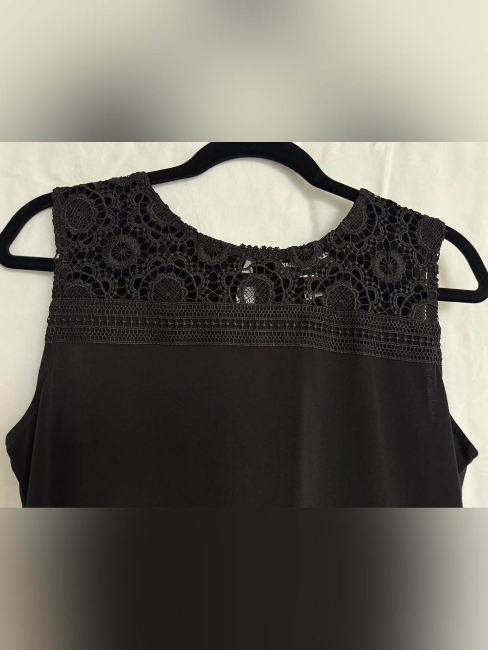 NWT Karl Lagerfeld Sleeveless Women's Black with Lace Yoke Sz Small